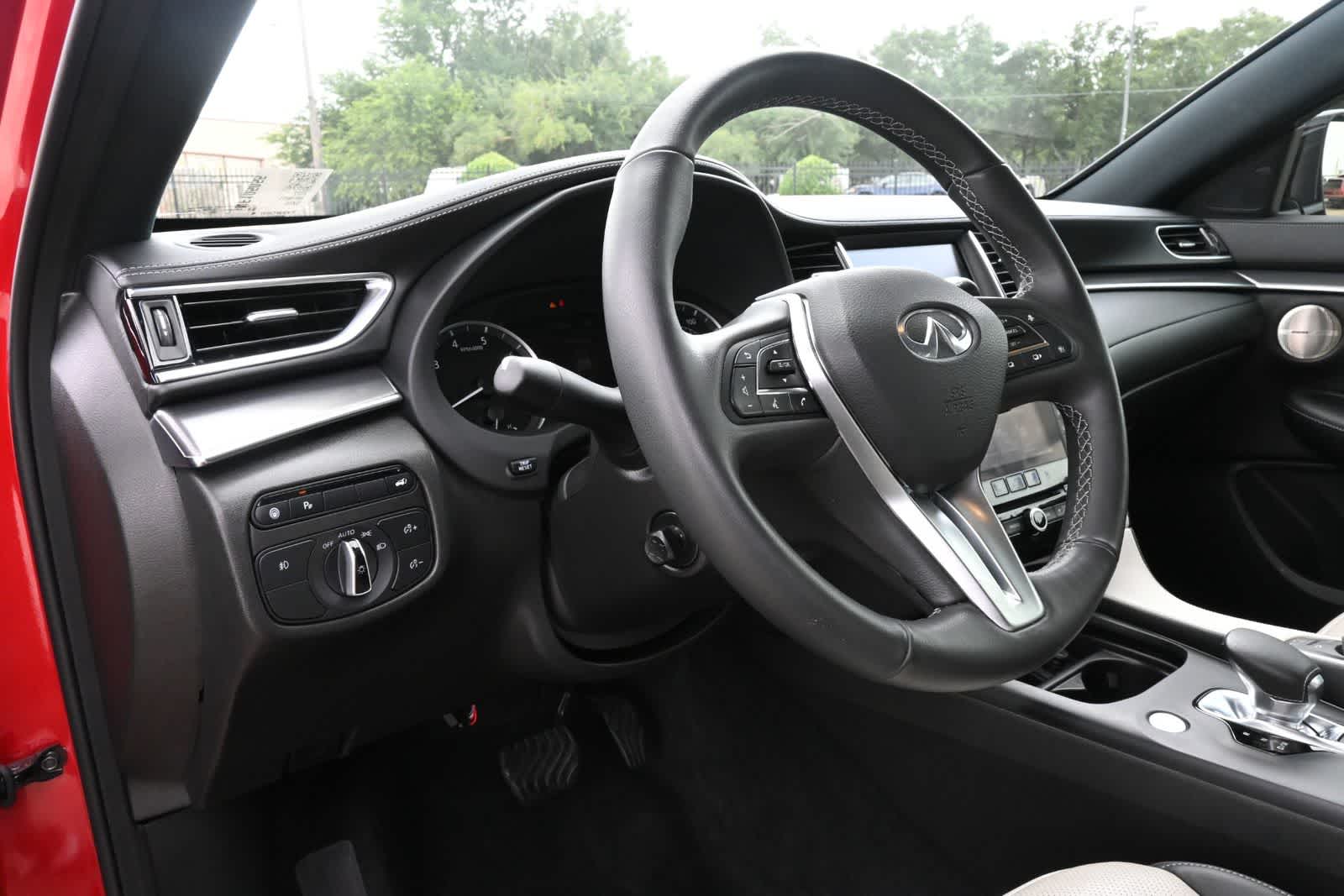 Thumbnail: 2022 INFINITI QX55 - 16