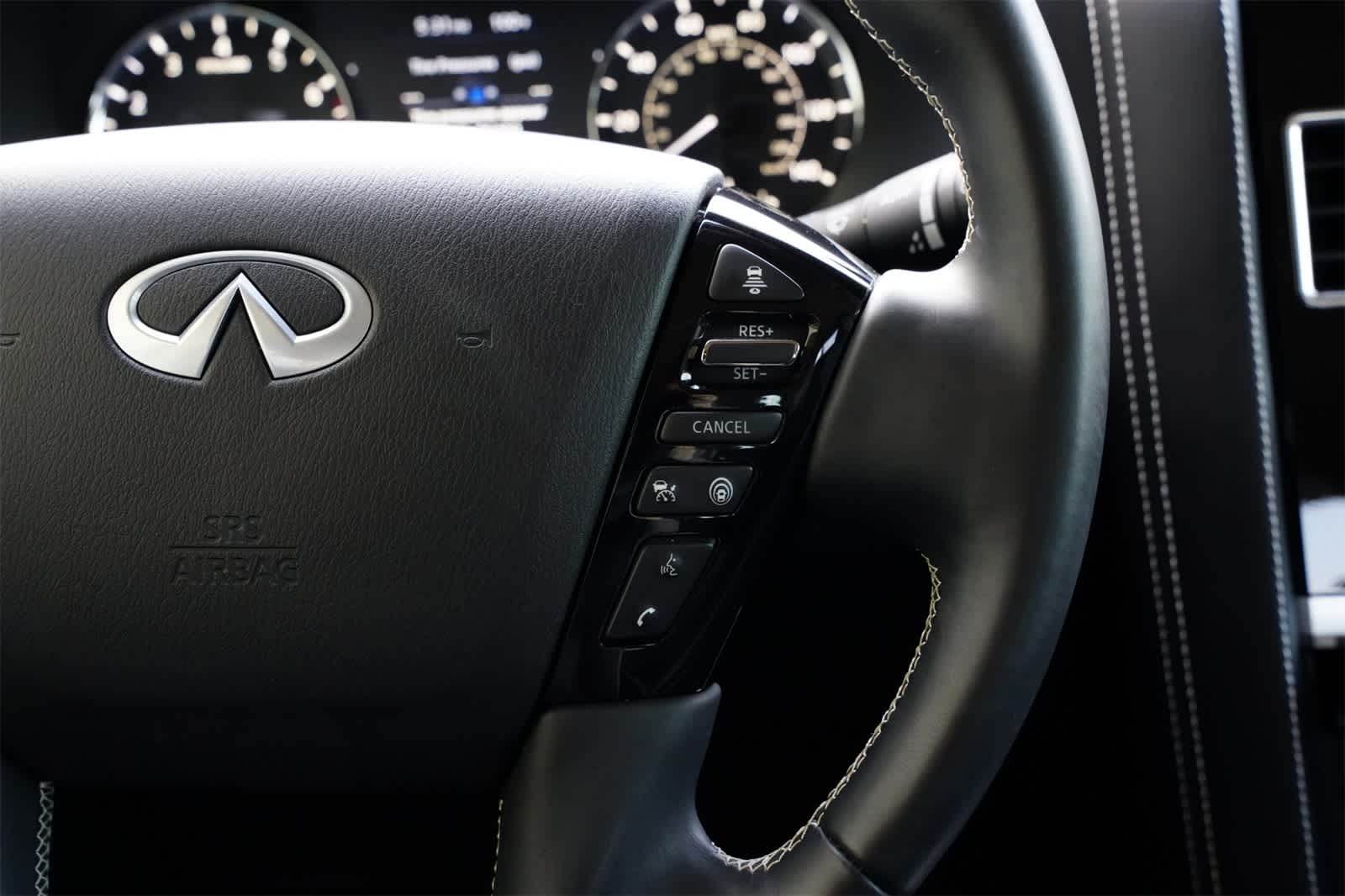 Thumbnail: 2023 INFINITI QX80 - 11