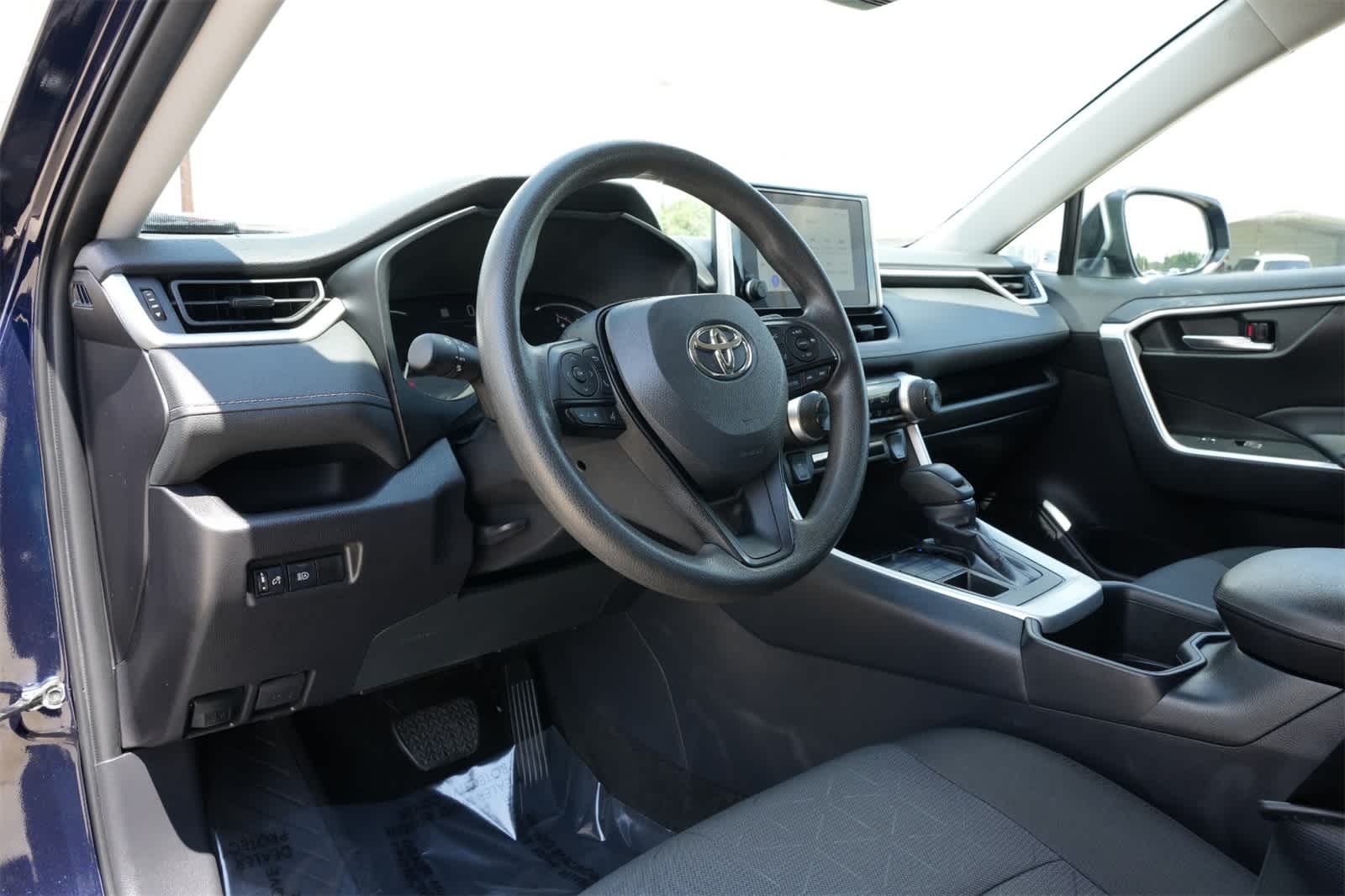 Thumbnail: 2024 Toyota RAV4 - 16