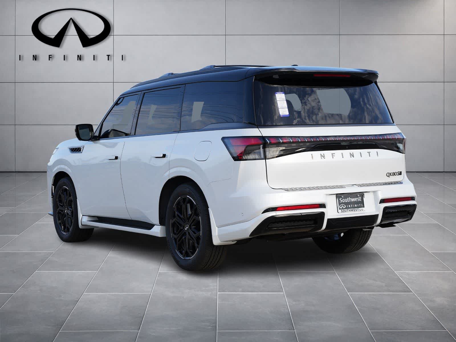 Thumbnail: 2026 INFINITI QX80 - 5
