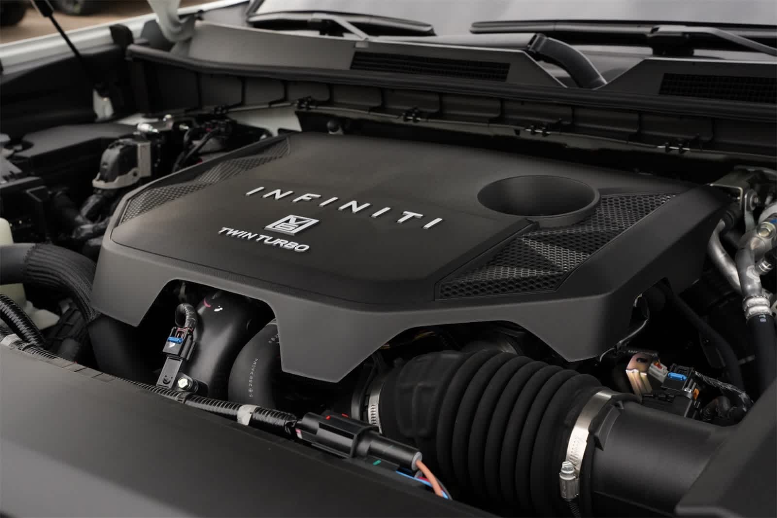 Thumbnail: 2026 INFINITI QX80 - 25