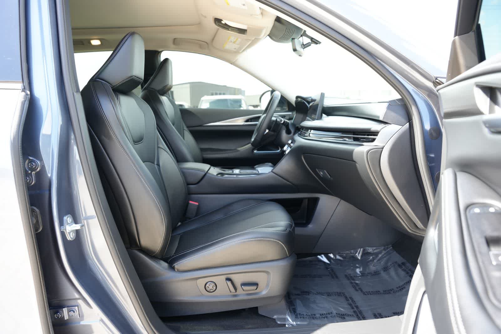 Thumbnail: 2026 INFINITI QX60 - 22