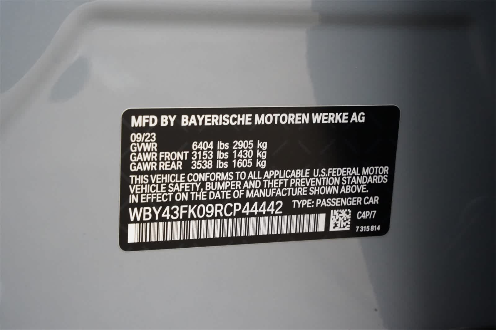 Thumbnail: 2024 BMW i5 - 27