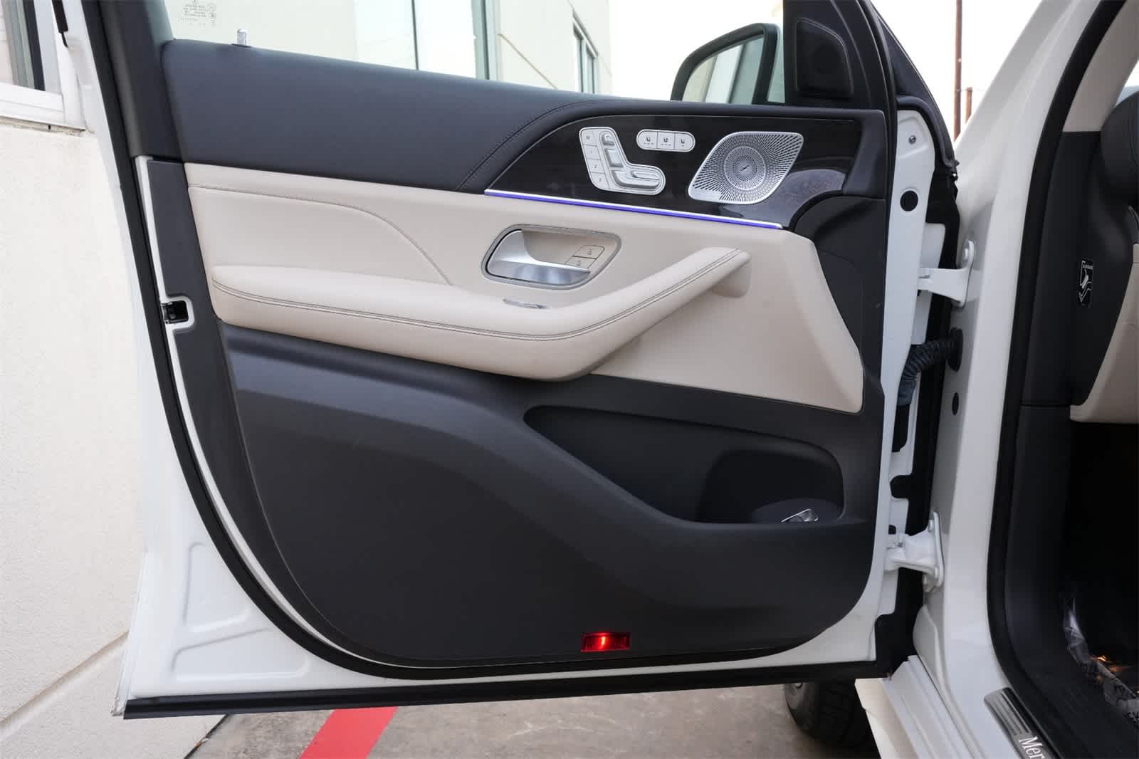 Thumbnail: 2020 Mercedes-Benz GLE - 18