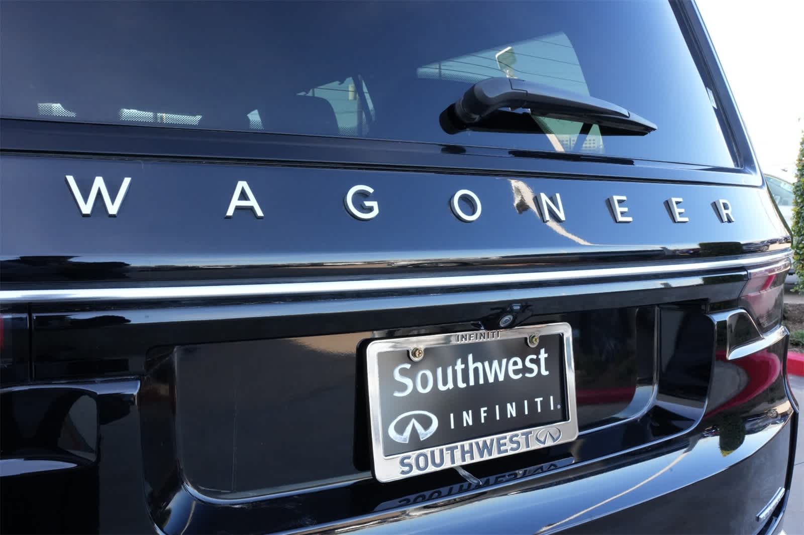 Thumbnail: 2022 Jeep Wagoneer - 20