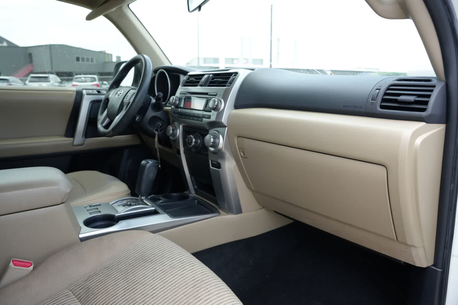 Thumbnail: 2012 Toyota 4Runner - 20