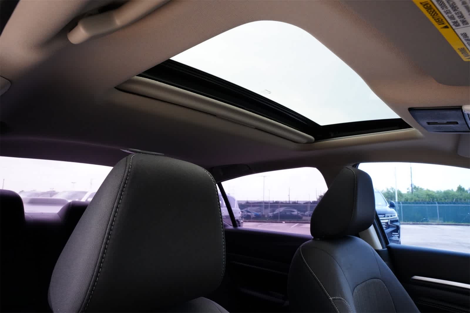 Thumbnail: 2022 Nissan Altima - 25