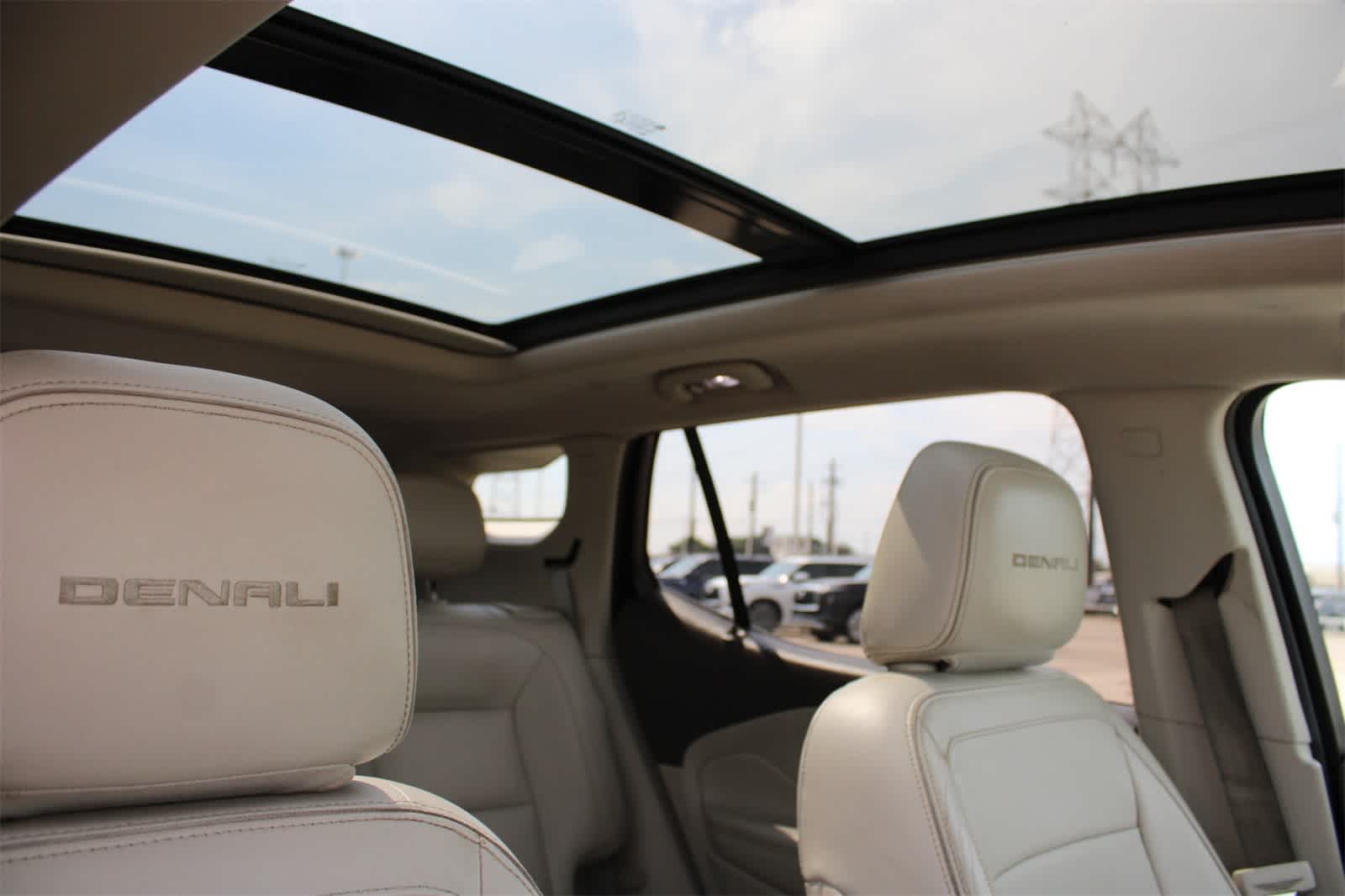 Thumbnail: 2020 GMC Terrain - 26