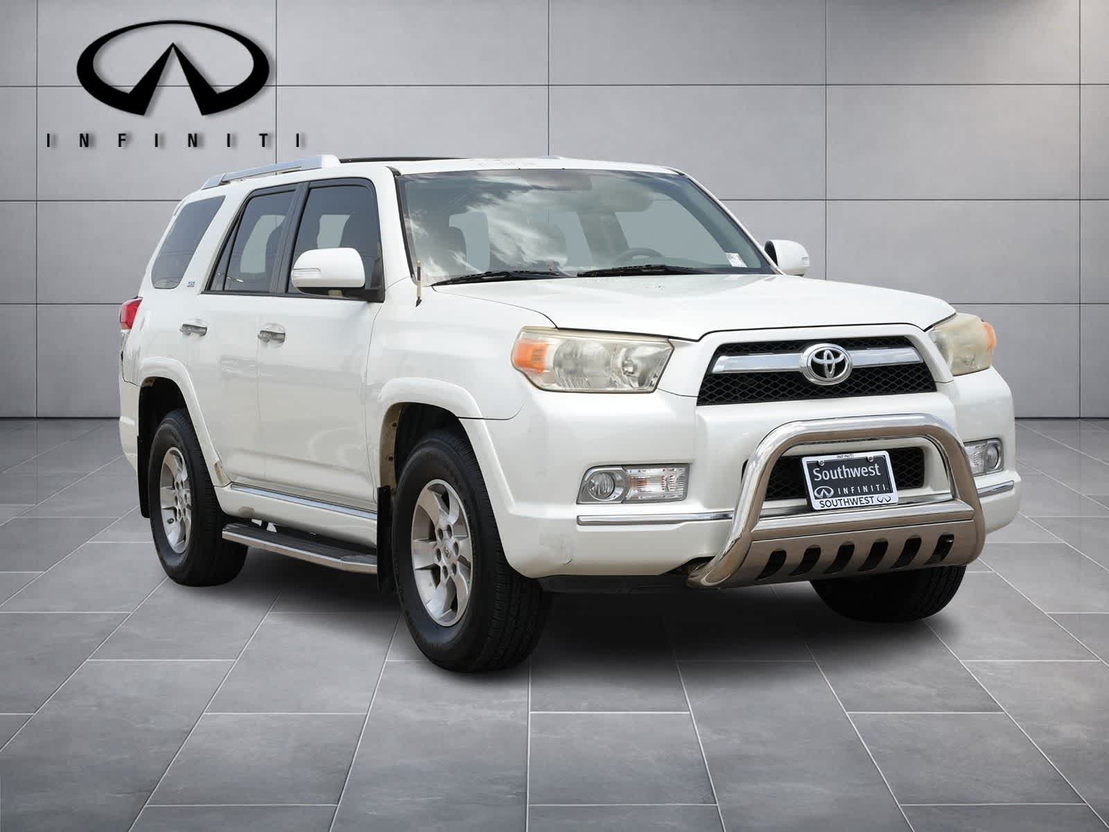 Thumbnail: 2012 Toyota 4Runner - 3