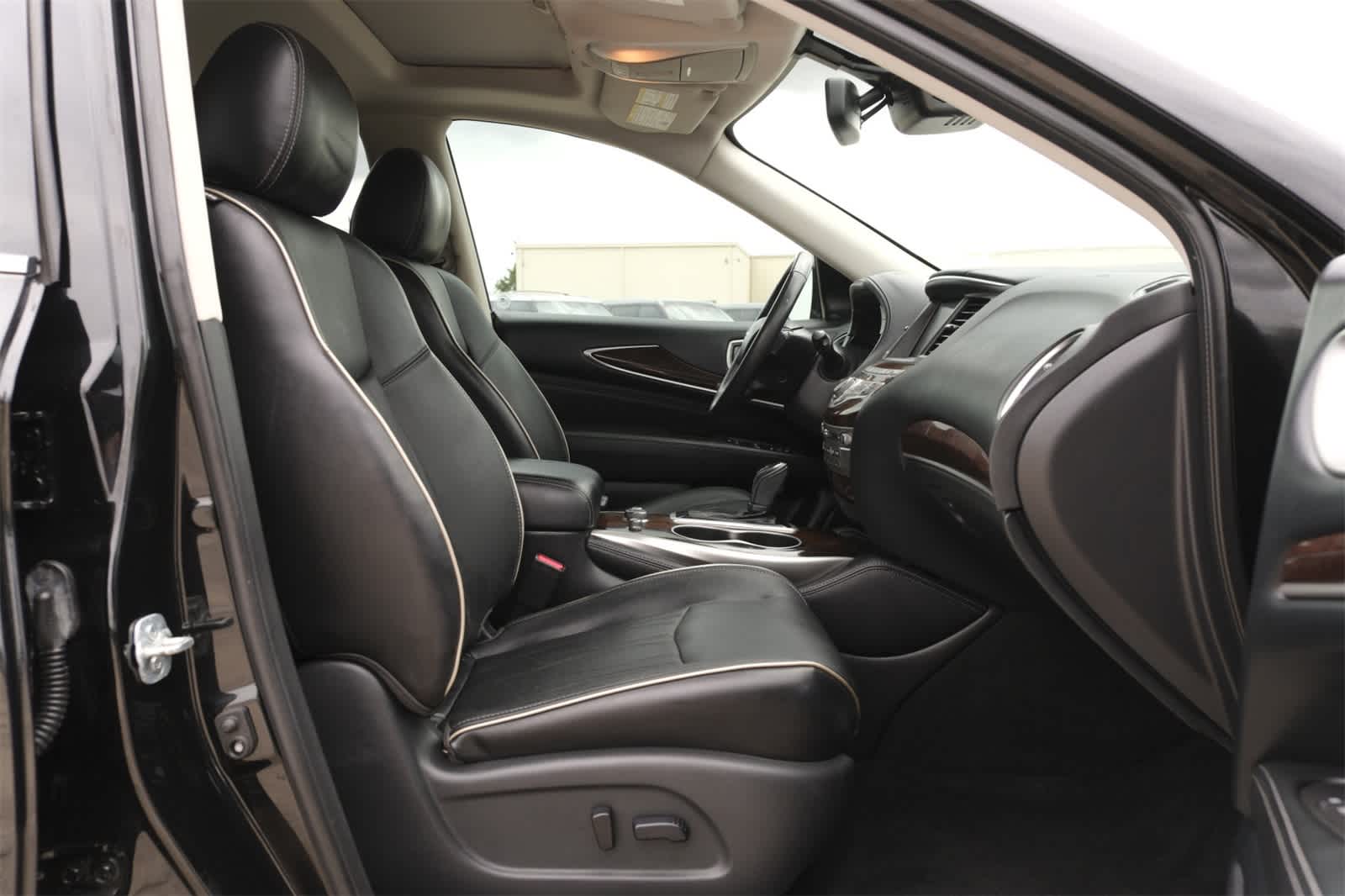 Thumbnail: 2019 INFINITI QX60 - 23