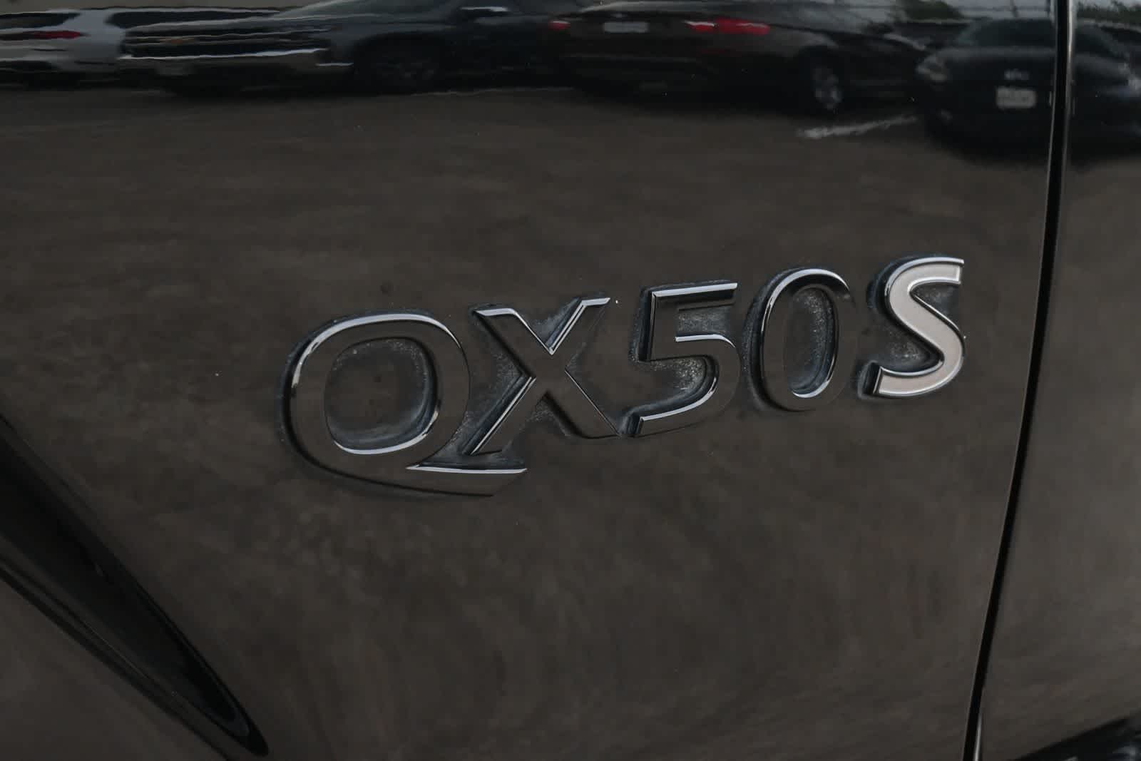 Thumbnail: 2023 INFINITI QX50 - 20