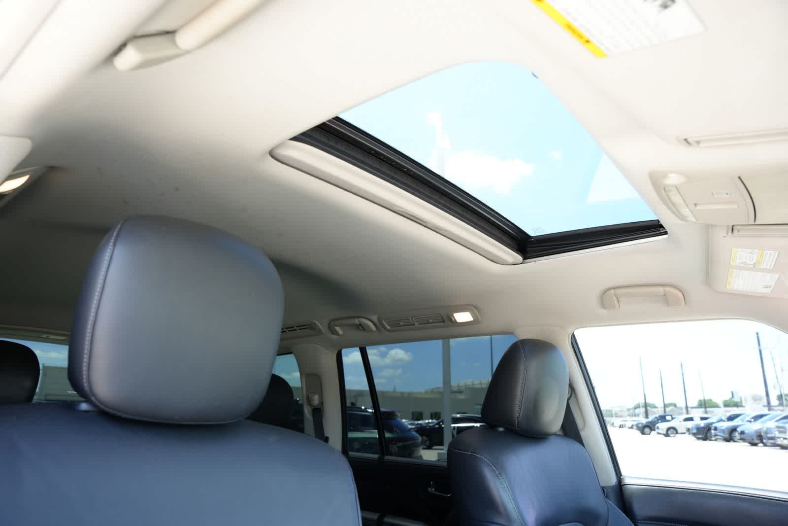 Thumbnail: 2019 INFINITI QX80 - 24