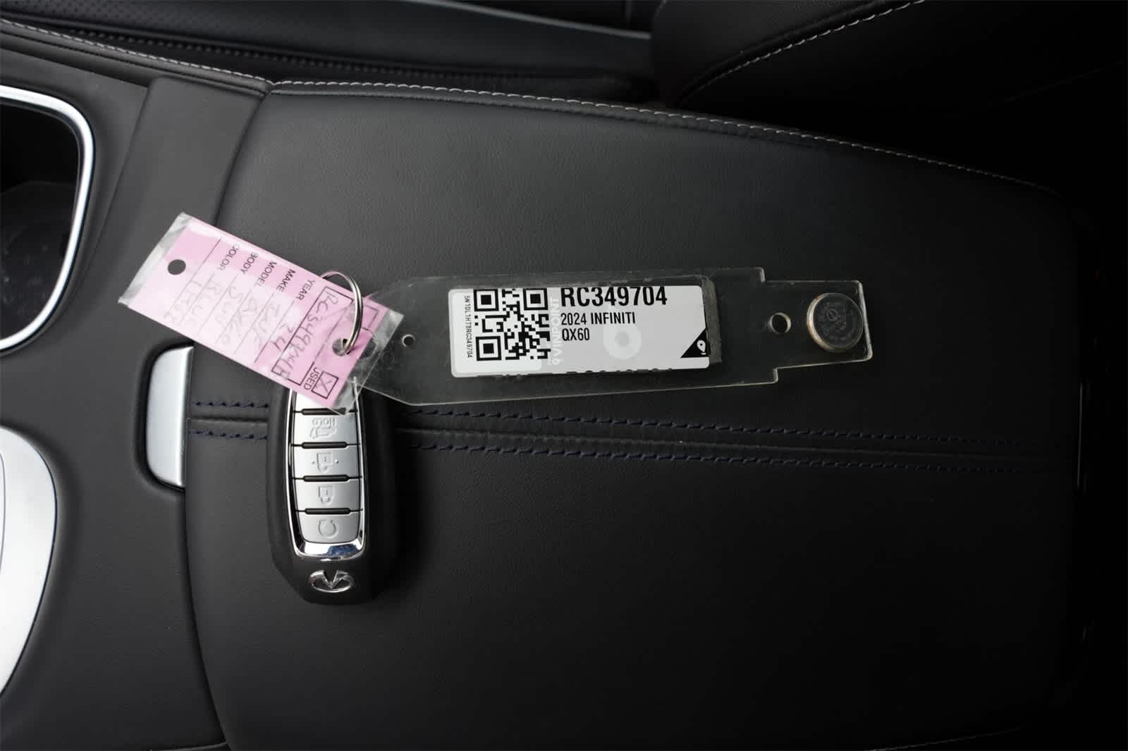 Thumbnail: 2024 INFINITI QX60 - 27