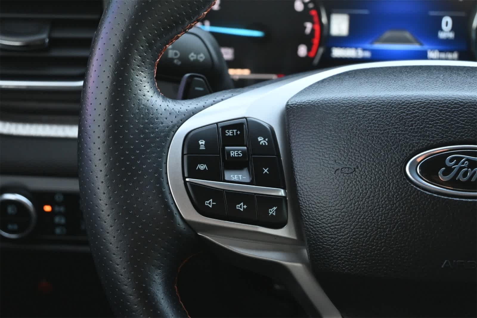 Thumbnail: 2023 Ford Explorer - 10