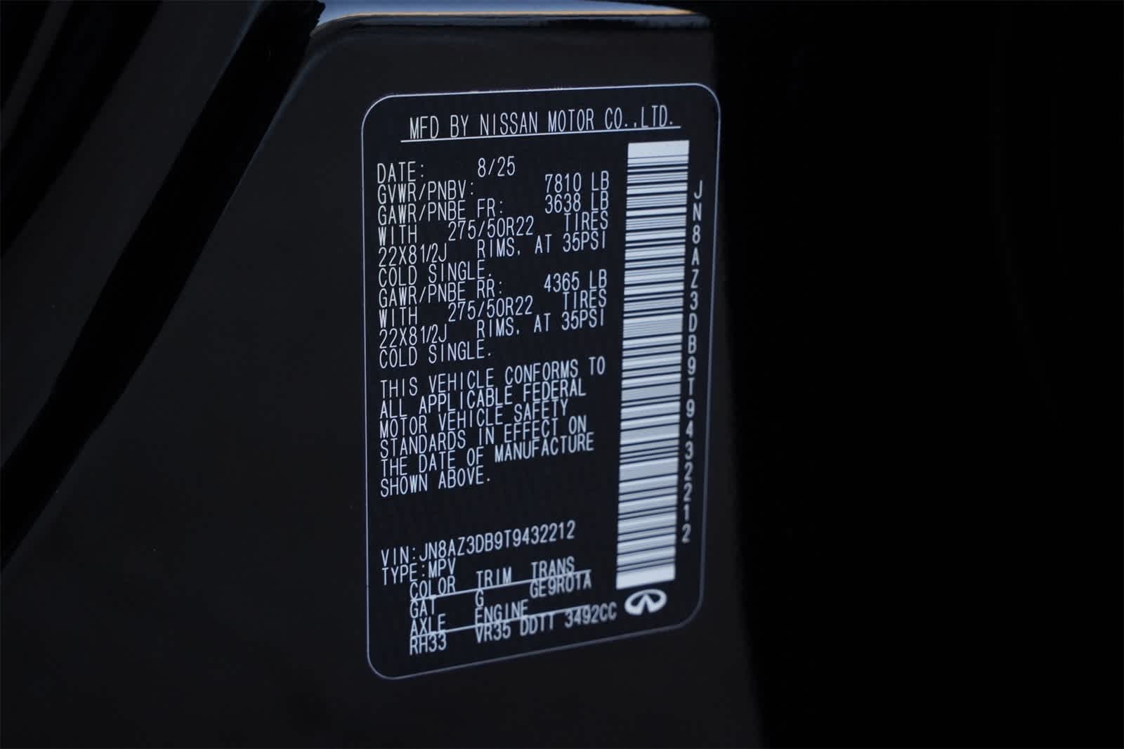 Thumbnail: 2026 INFINITI QX80 - 28