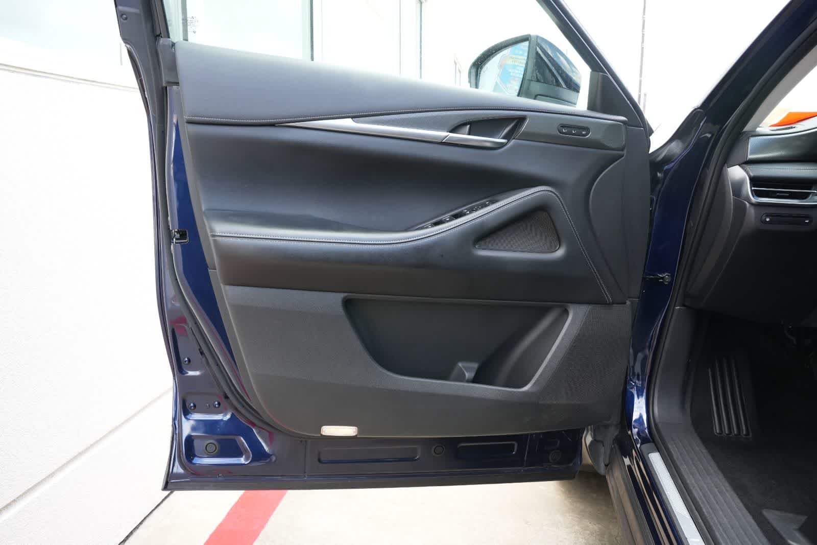 Thumbnail: 2022 INFINITI QX60 - 18