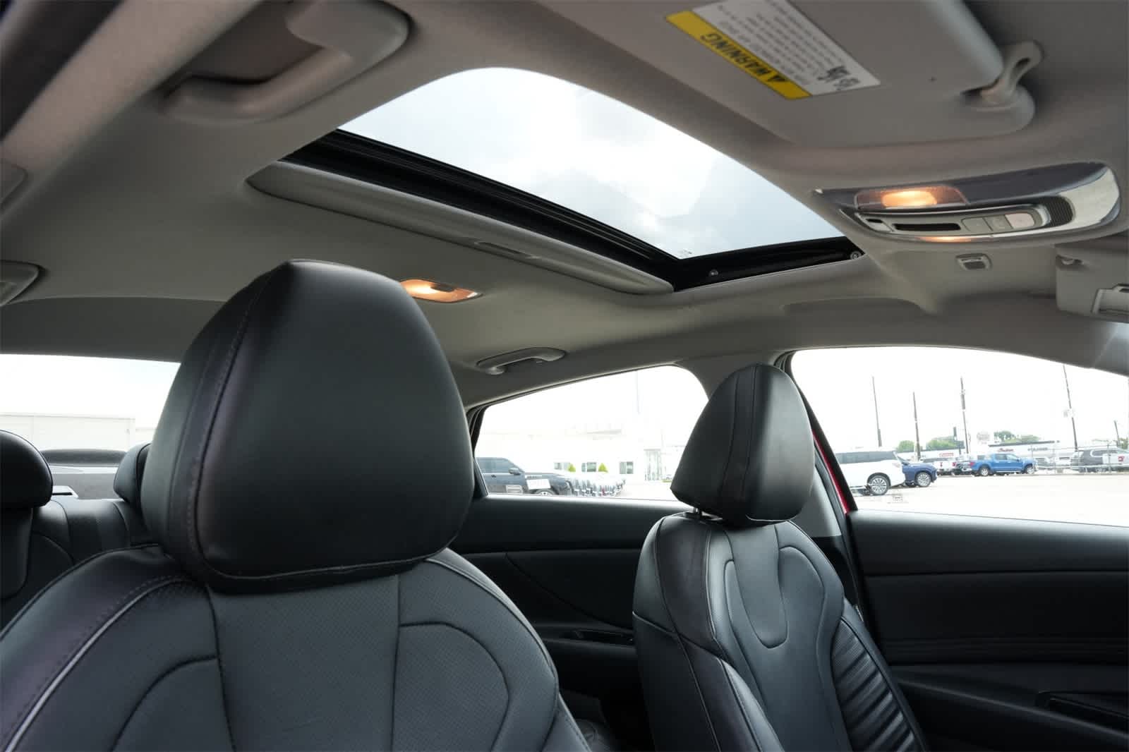 Thumbnail: 2023 Hyundai Elantra - 25