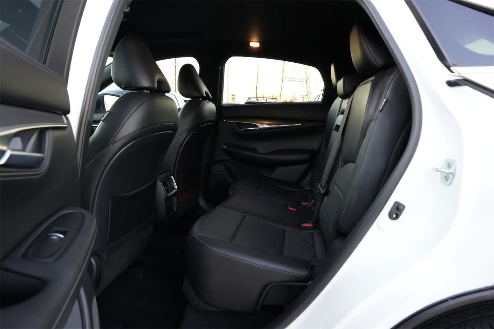 Thumbnail: 2023 INFINITI QX55 - 18