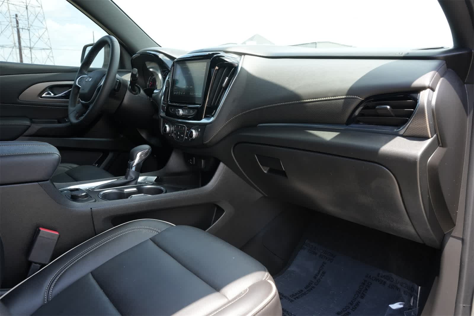 Thumbnail: 2023 Chevrolet Traverse - 23