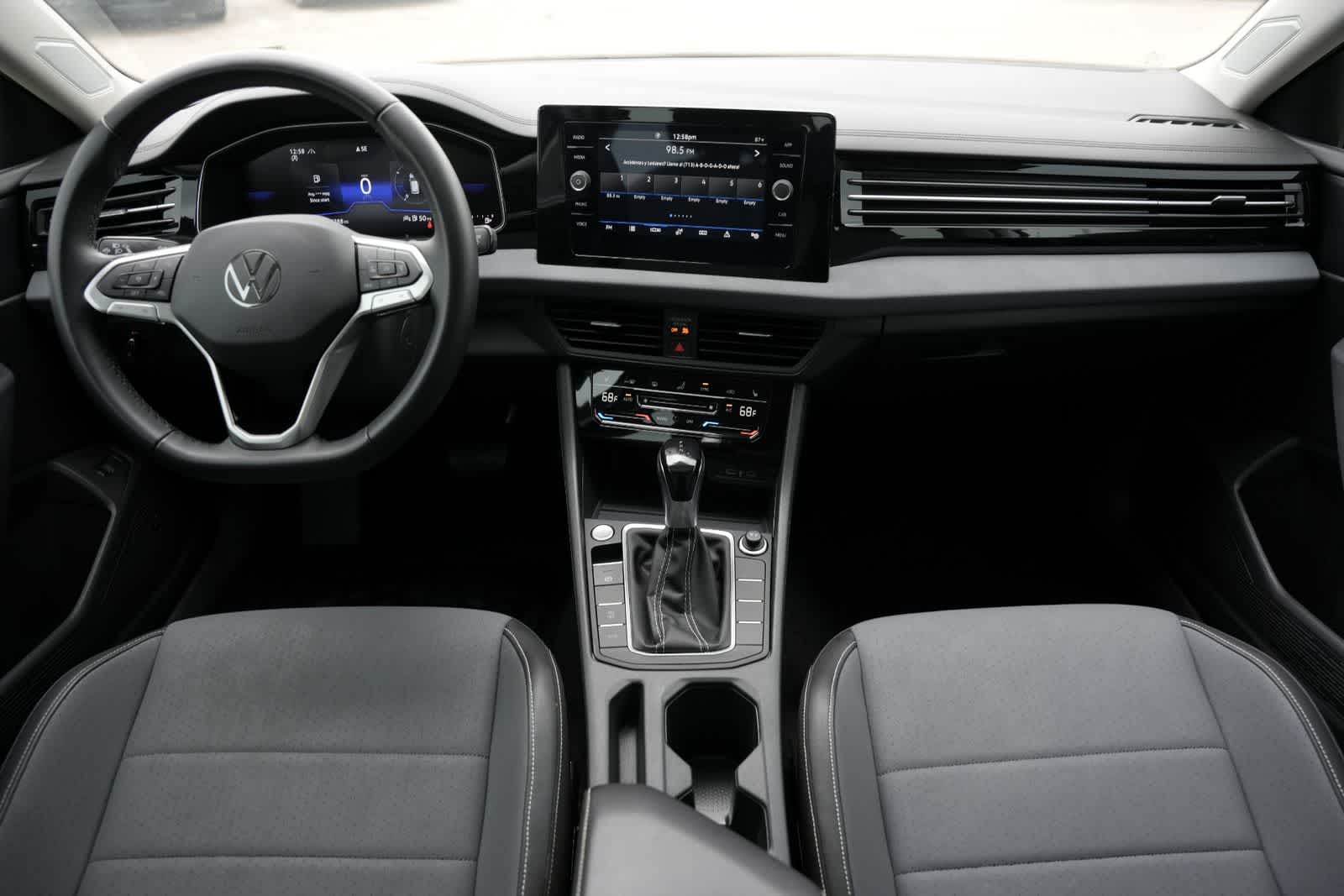 Thumbnail: 2025 Volkswagen Jetta - 7