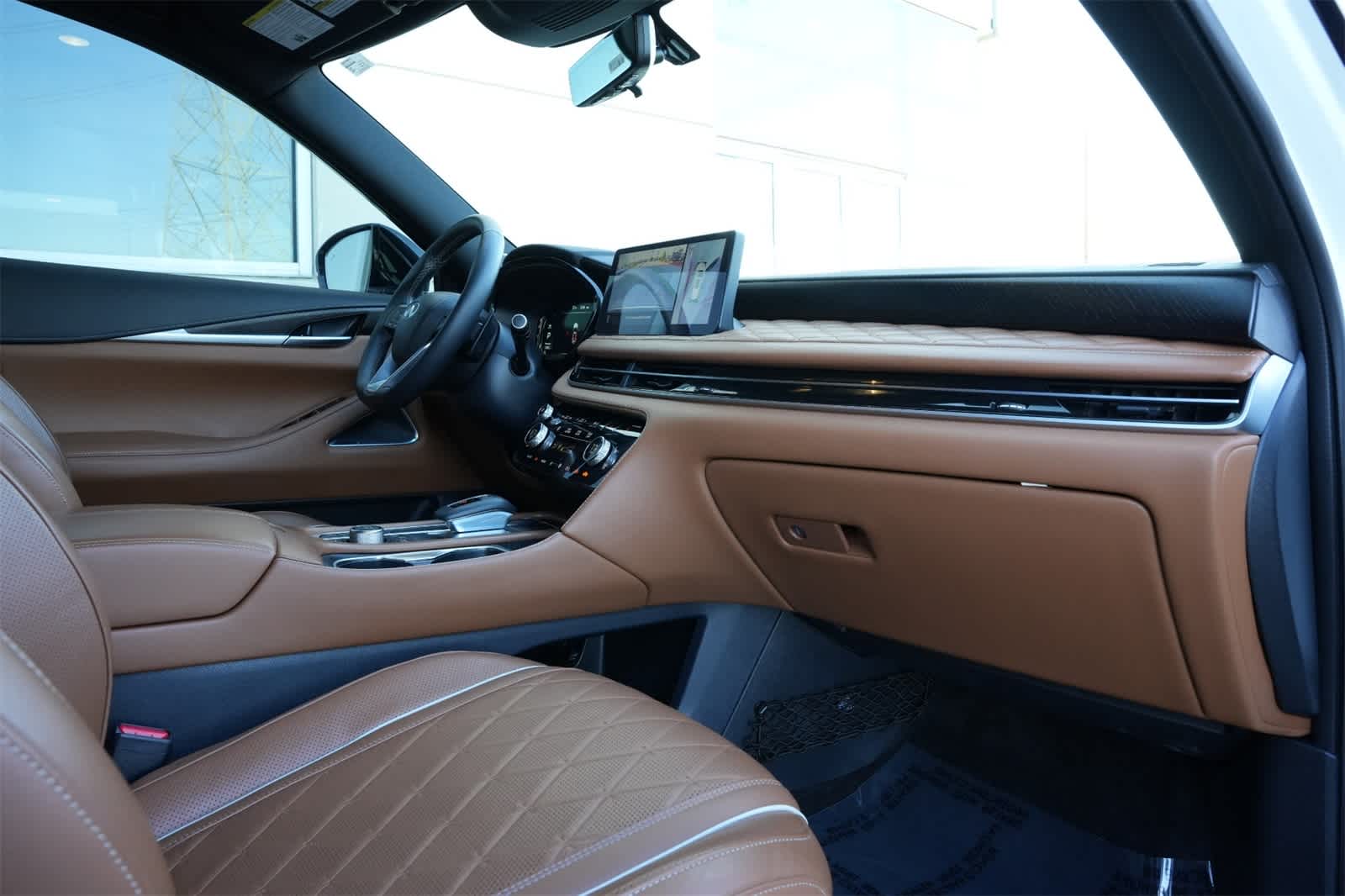 Thumbnail: 2025 INFINITI QX60 - 23