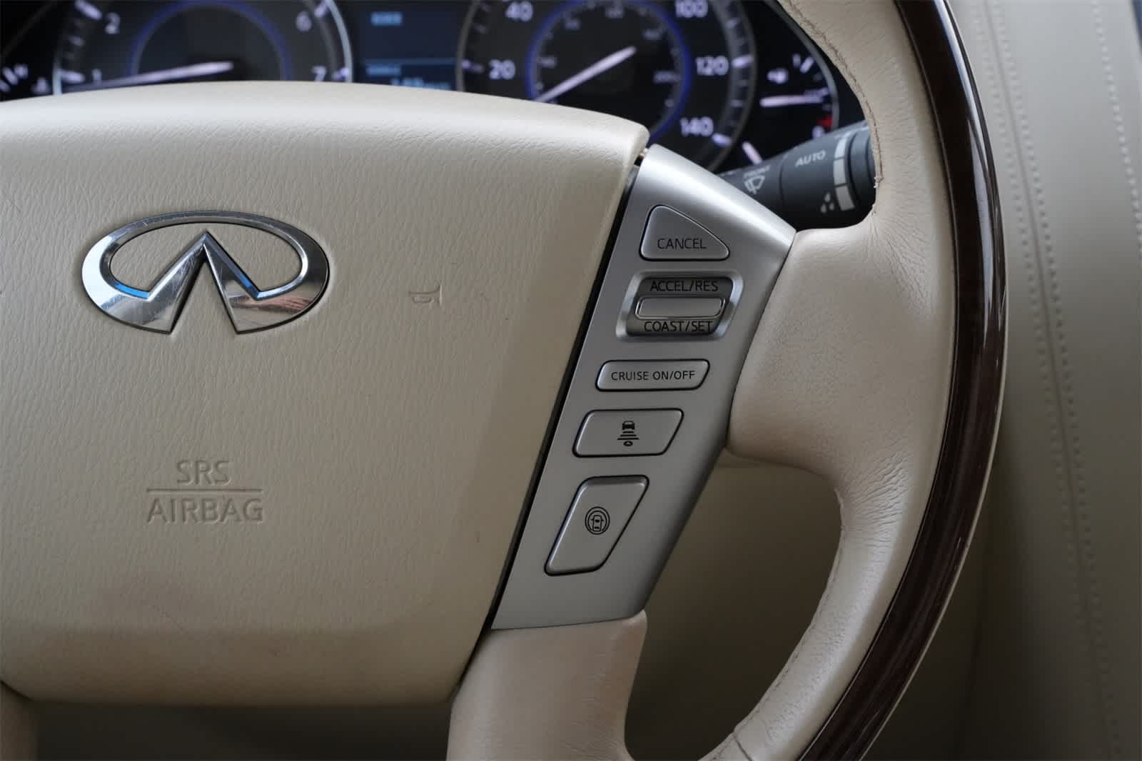 Thumbnail: 2016 INFINITI QX80 - 11