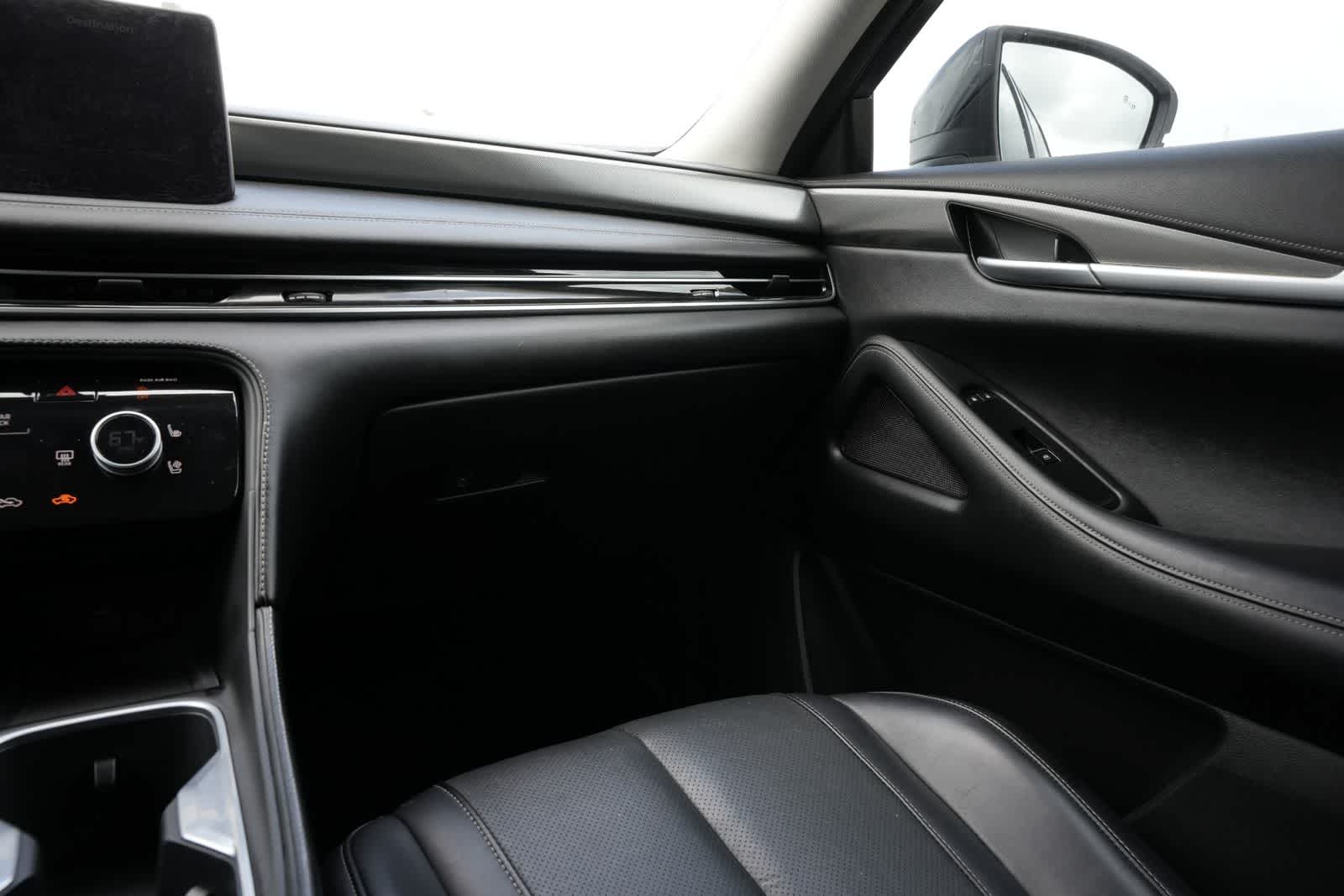 Thumbnail: 2023 INFINITI QX60 - 8