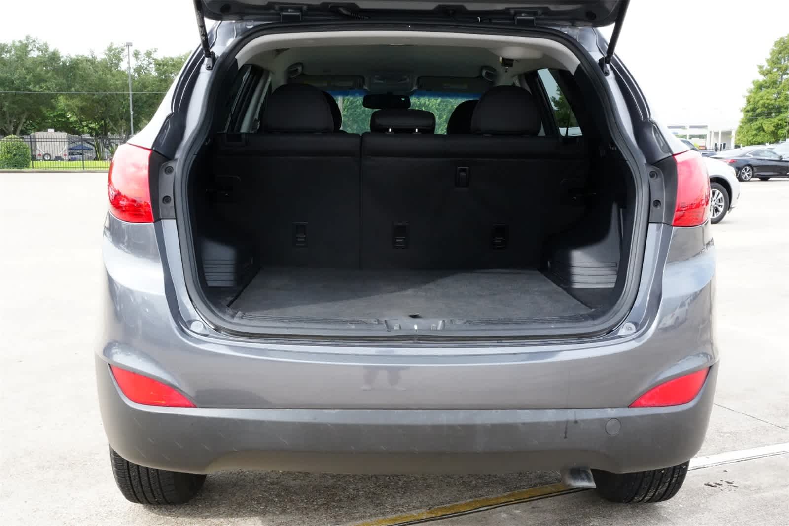 Thumbnail: 2014 Hyundai Tucson - 21