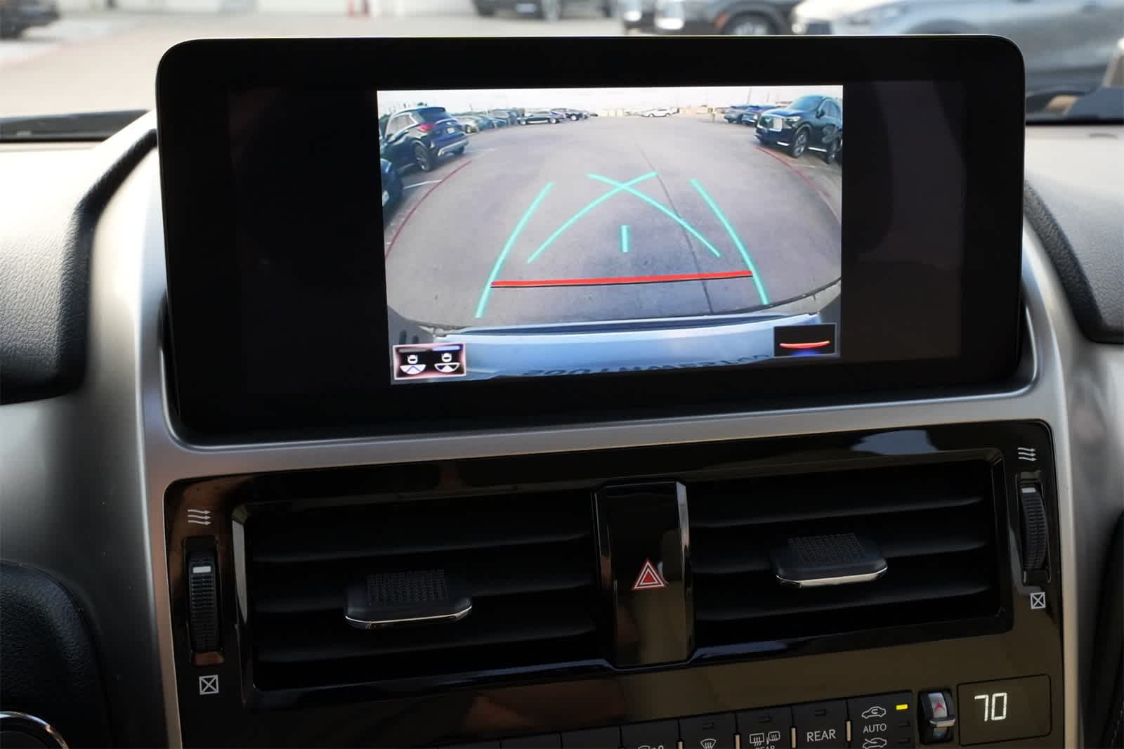 Thumbnail: 2022 Lexus GX - 14