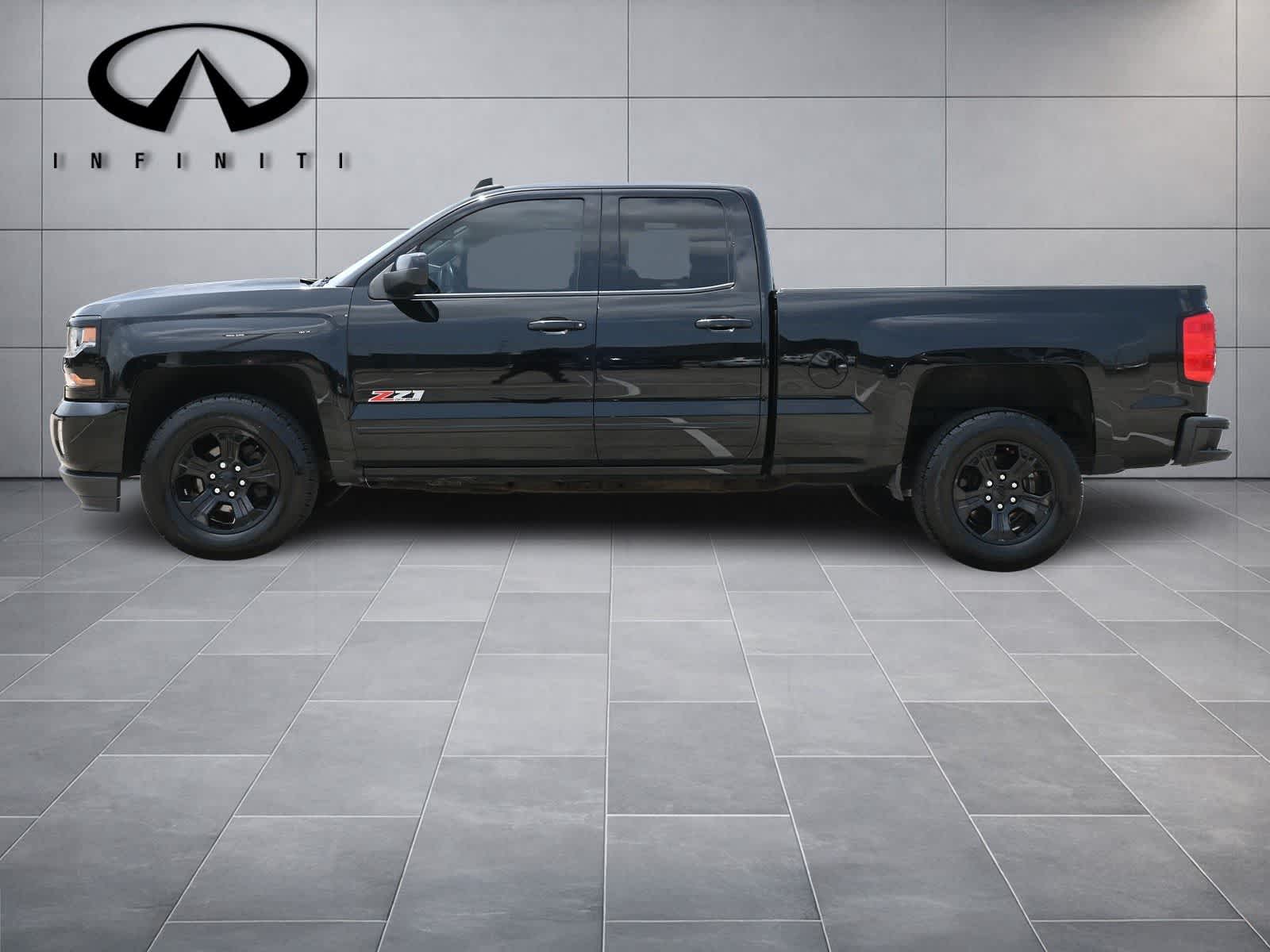 Thumbnail: 2019 Chevrolet Silverado 1500 - 4
