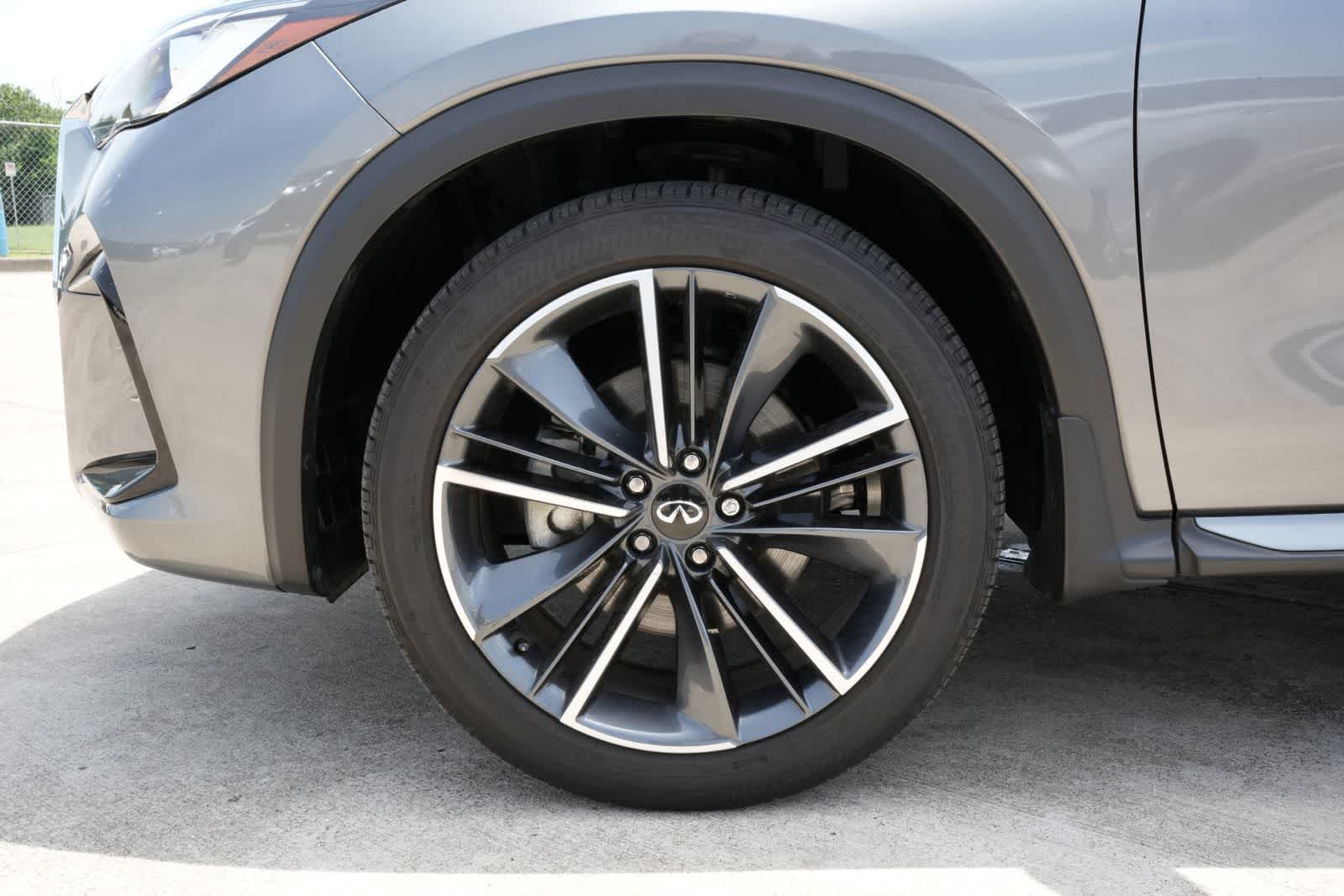 Thumbnail: 2025 INFINITI QX55 - 25