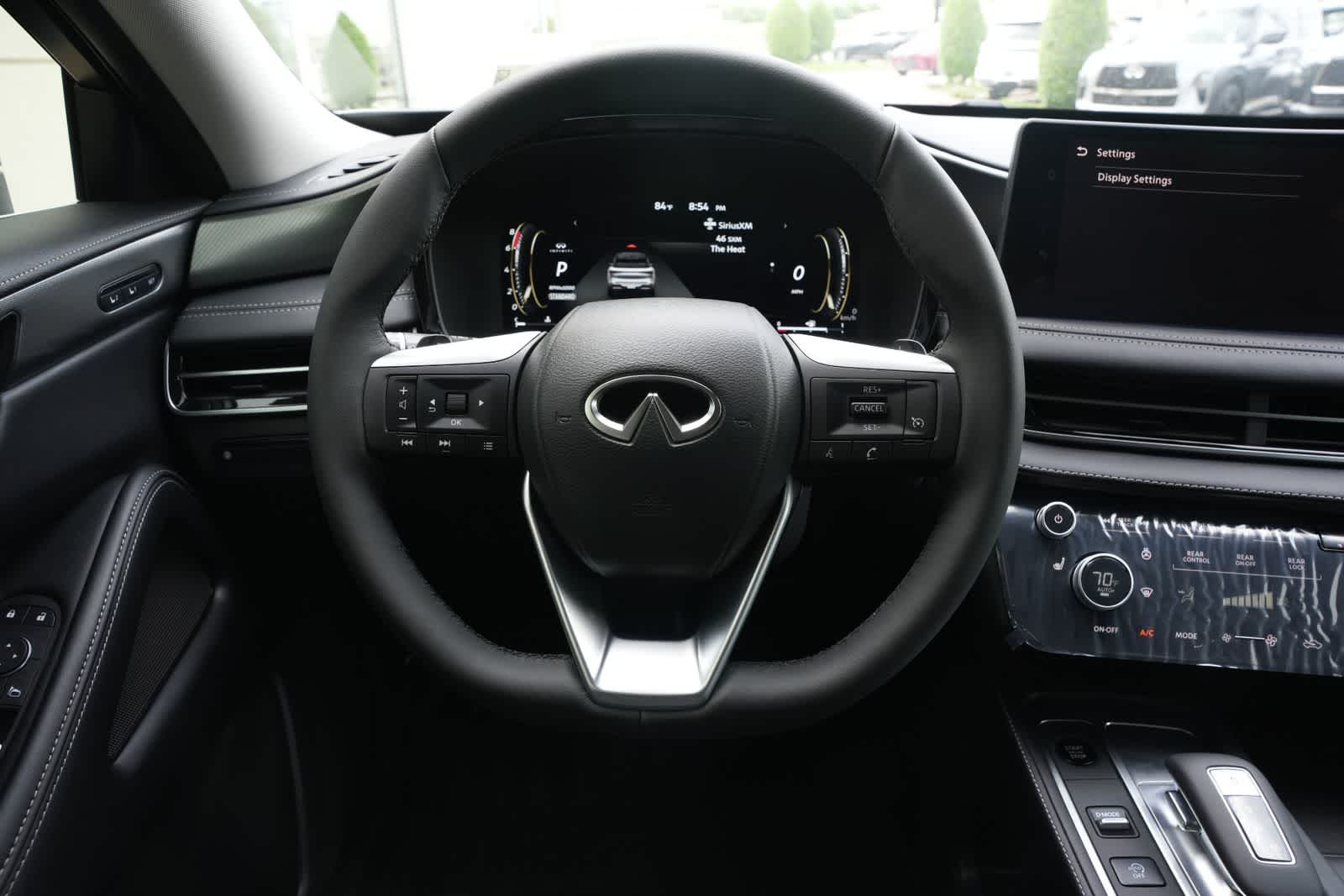 Thumbnail: 2026 INFINITI QX60 - 9