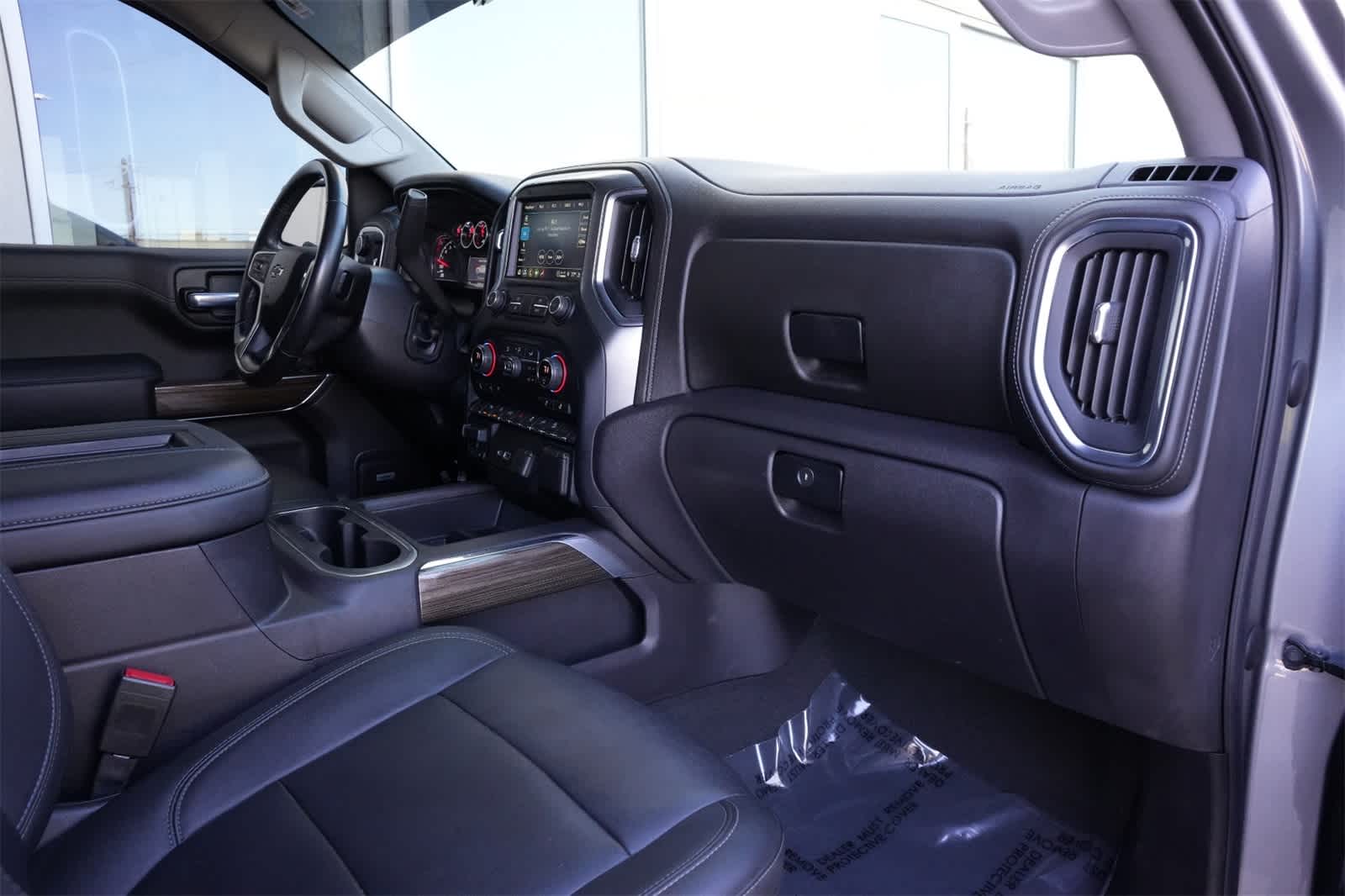 Thumbnail: 2021 Chevrolet Silverado 1500 - 23