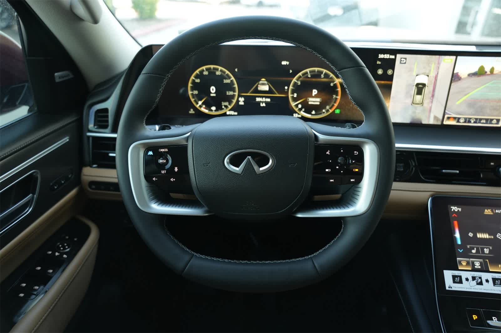 2025 INFINITI QX80 Luxe 9