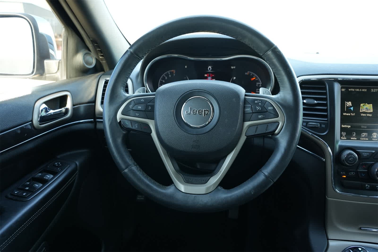 Thumbnail: 2014 Jeep Grand Cherokee - 9