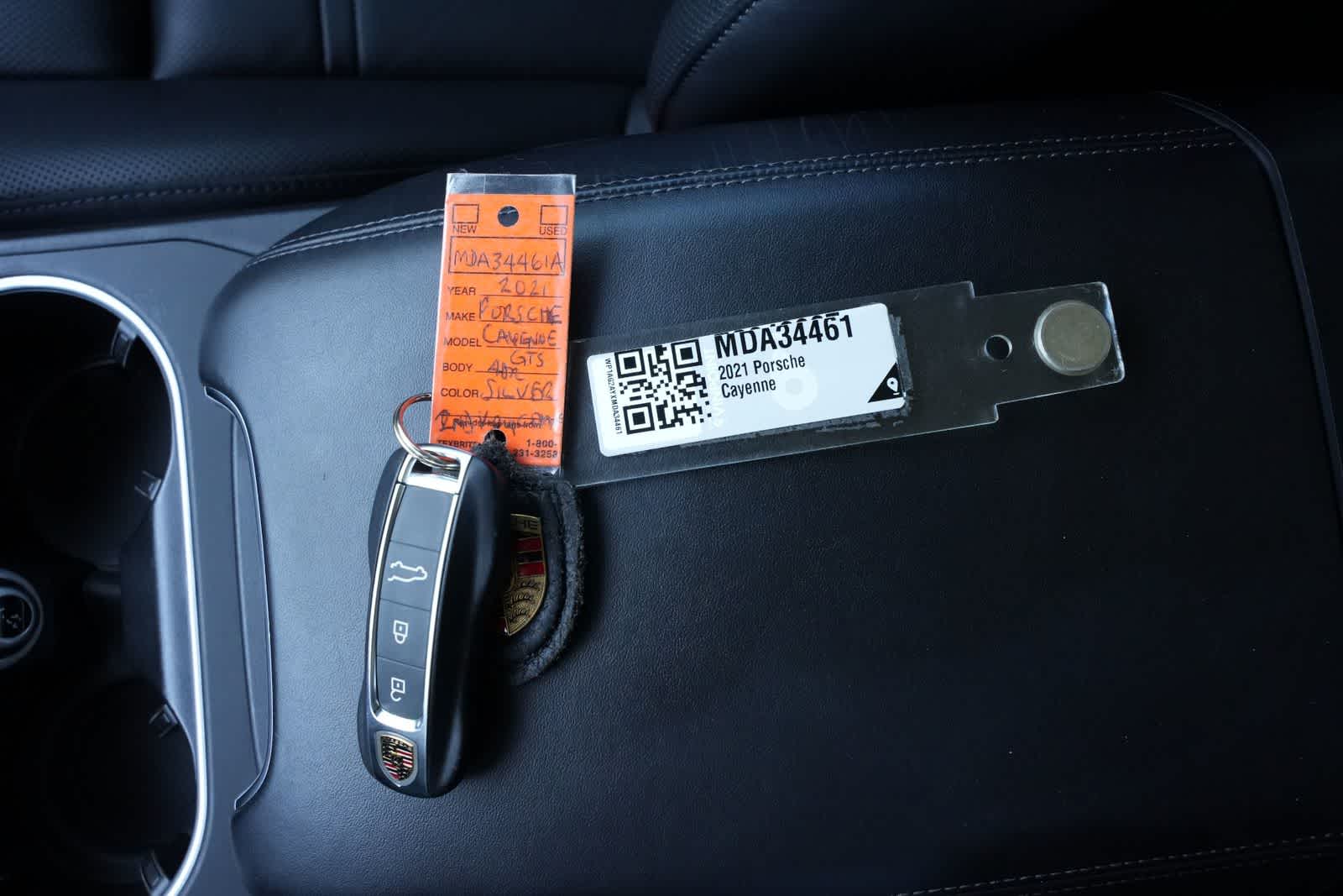 Thumbnail: 2021 Porsche Cayenne - 6