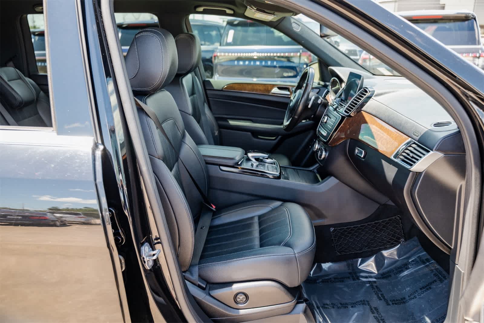 Thumbnail: 2019 Mercedes-Benz GLS - 25