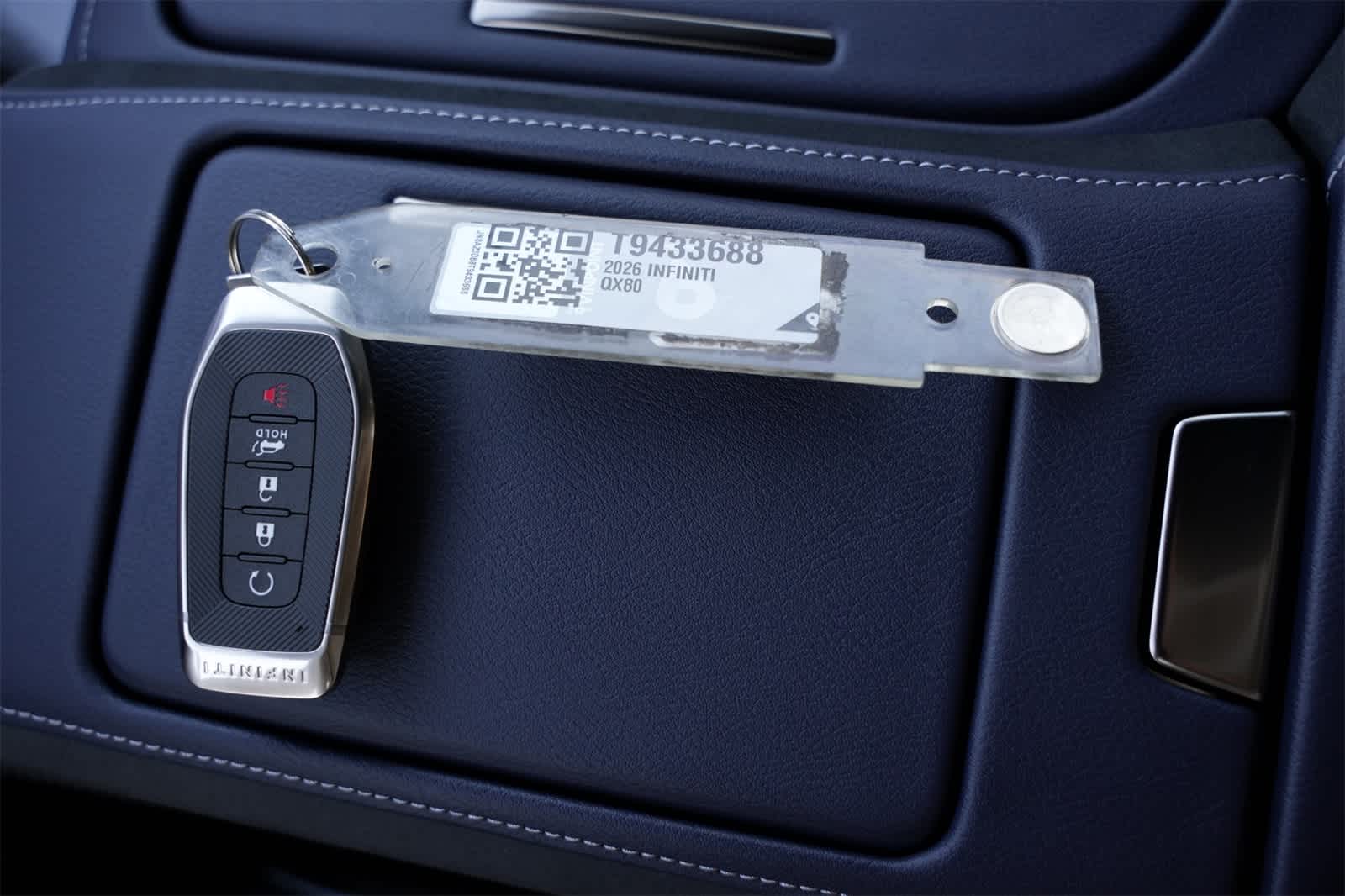 Thumbnail: 2026 INFINITI QX80 - 29