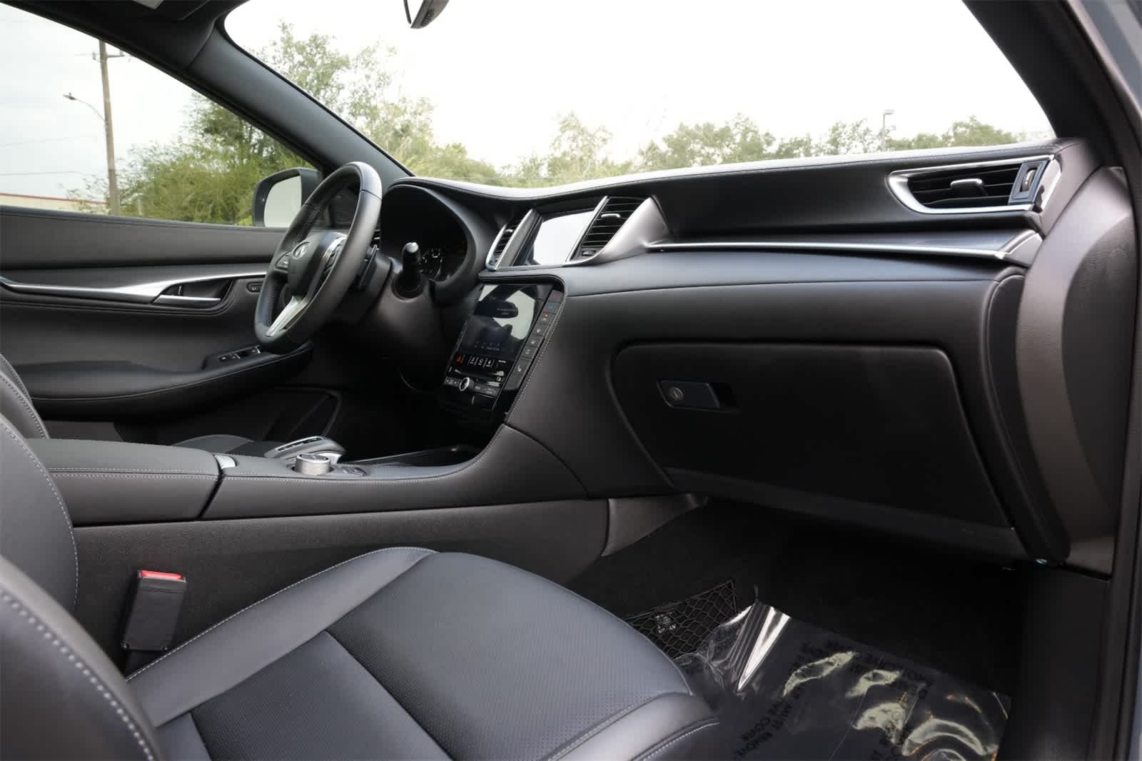 Thumbnail: 2025 INFINITI QX55 - 22