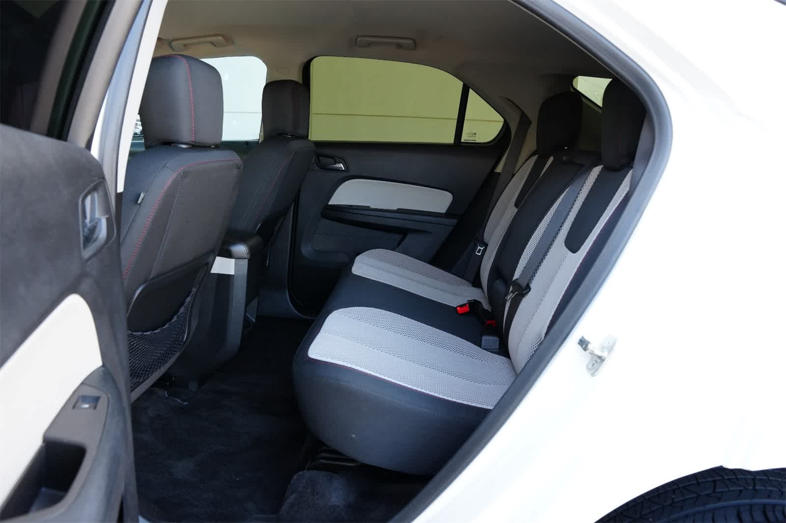 Thumbnail: 2016 Chevrolet Equinox - 18
