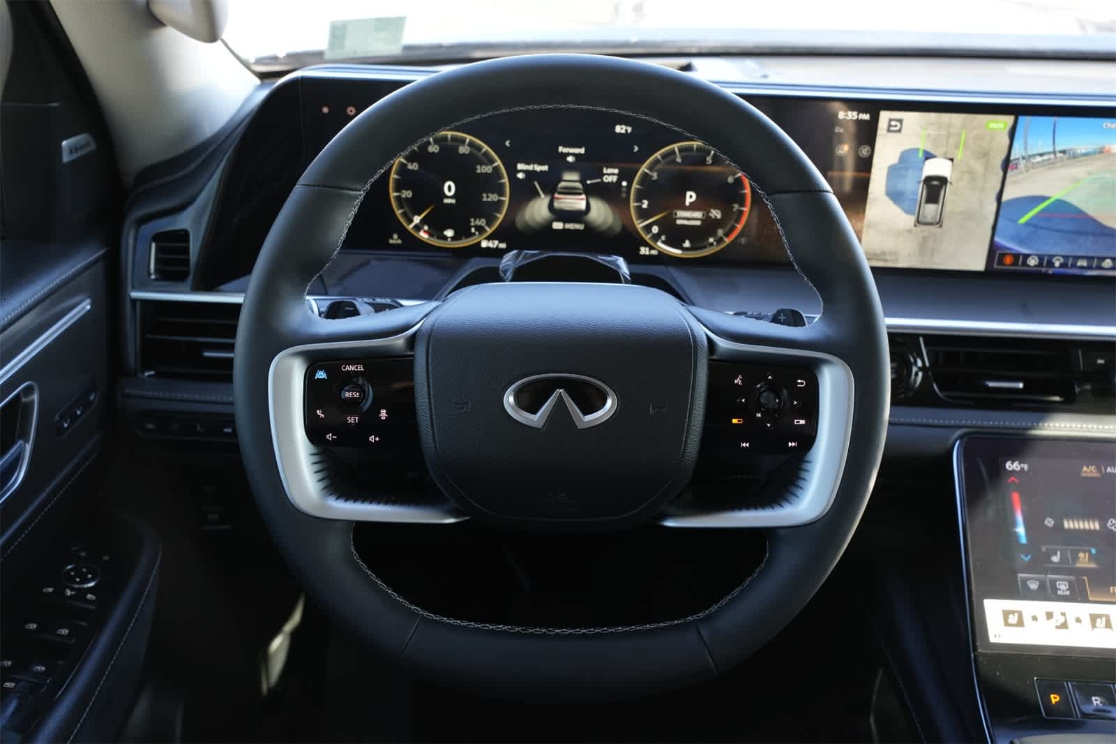 2025 INFINITI QX80 Luxe 11