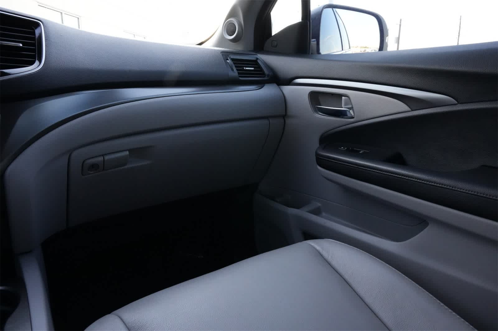 Thumbnail: 2021 Honda Pilot - 8
