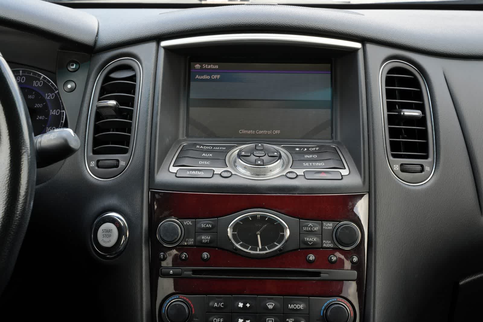 Thumbnail: 2016 INFINITI QX50 - 12