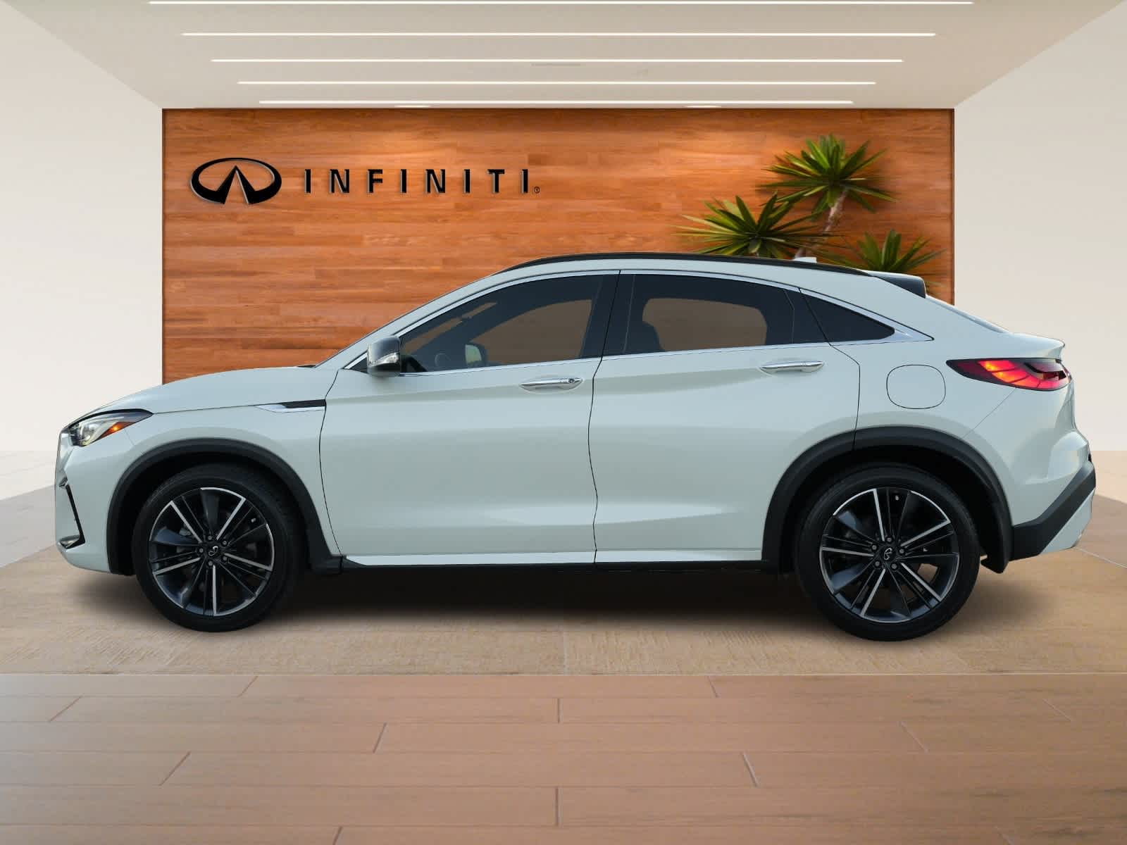 Thumbnail: 2023 INFINITI QX55 - 4