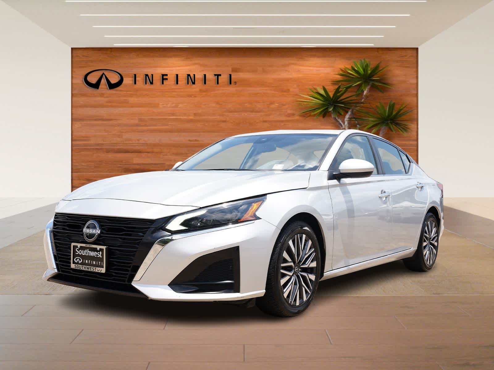 2023 Nissan Altima SV -
                  Houston, TX
