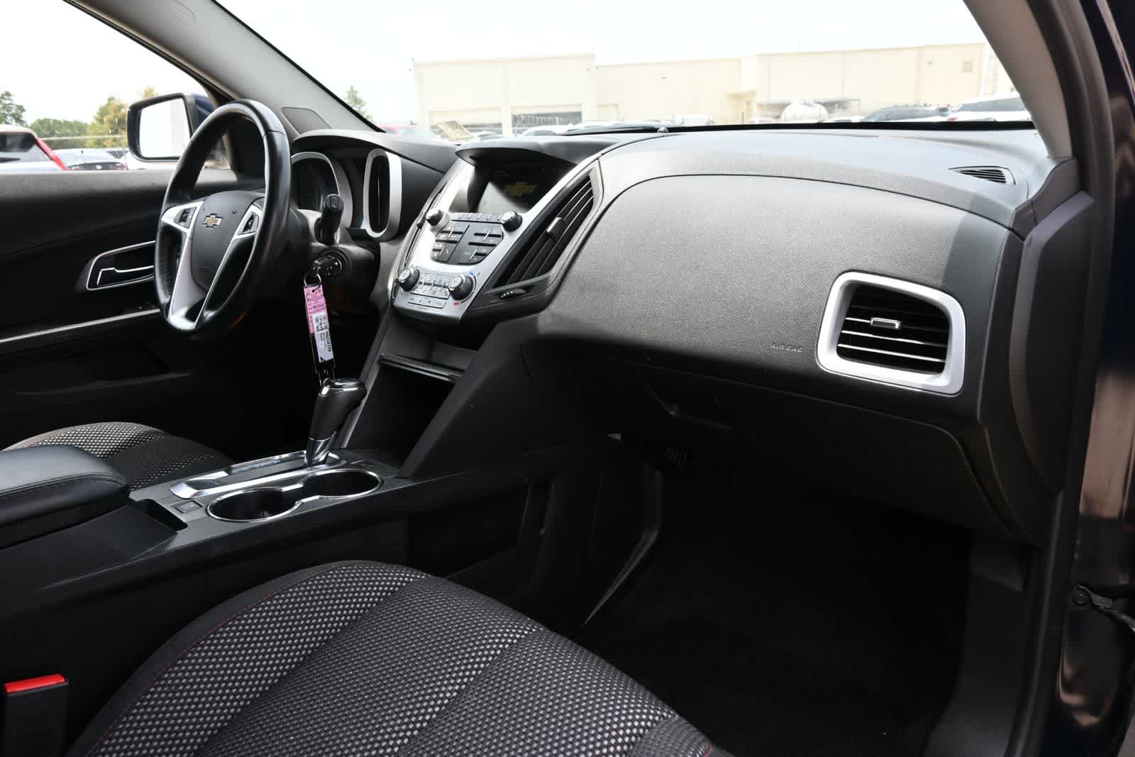 Thumbnail: 2017 Chevrolet Equinox - 19