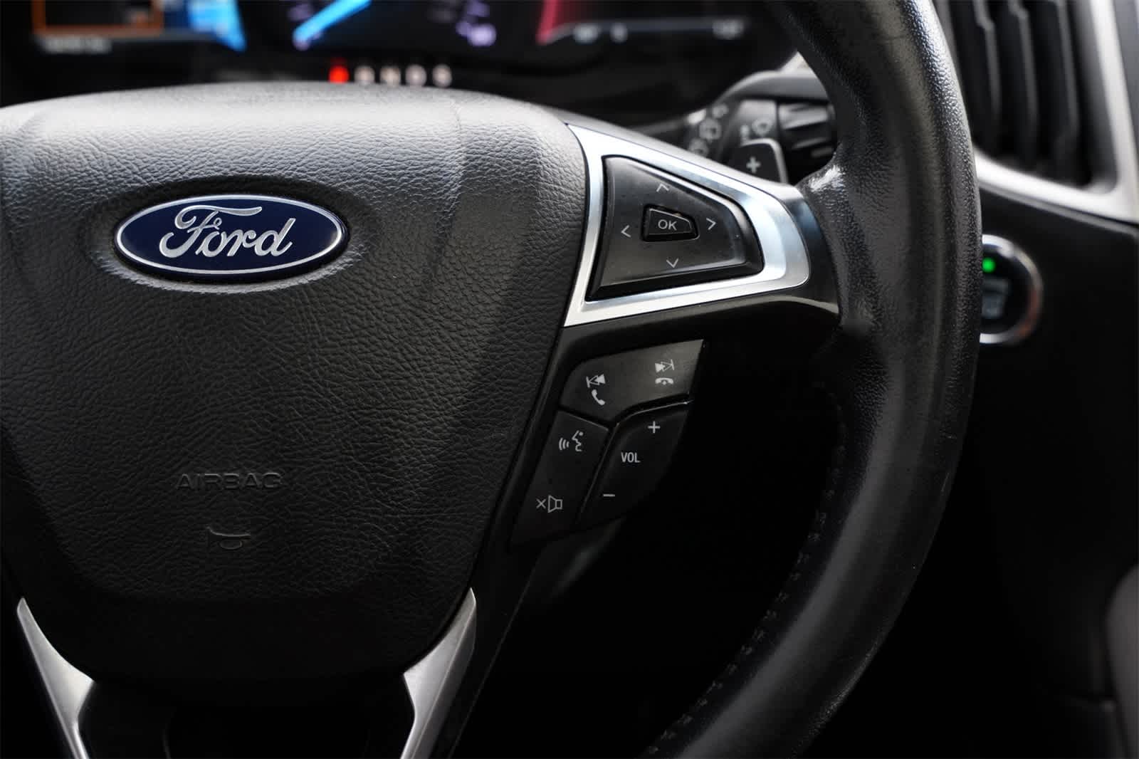 Thumbnail: 2018 Ford Edge - 11