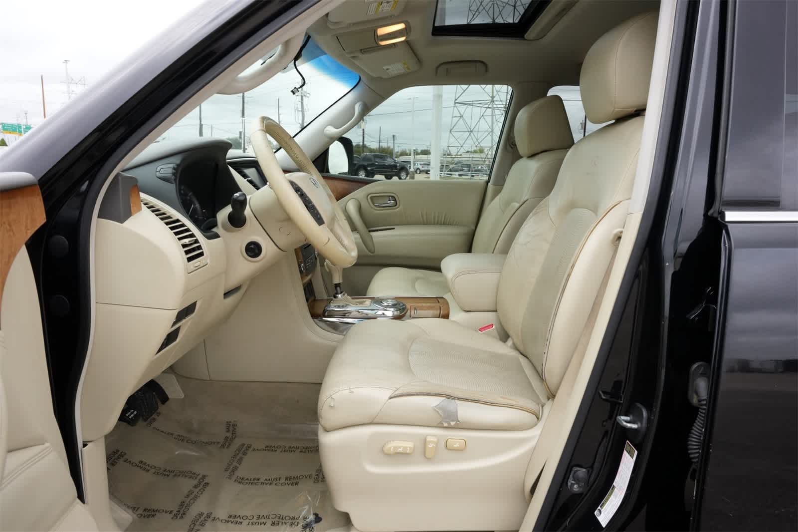 Thumbnail: 2014 INFINITI QX80 - 16