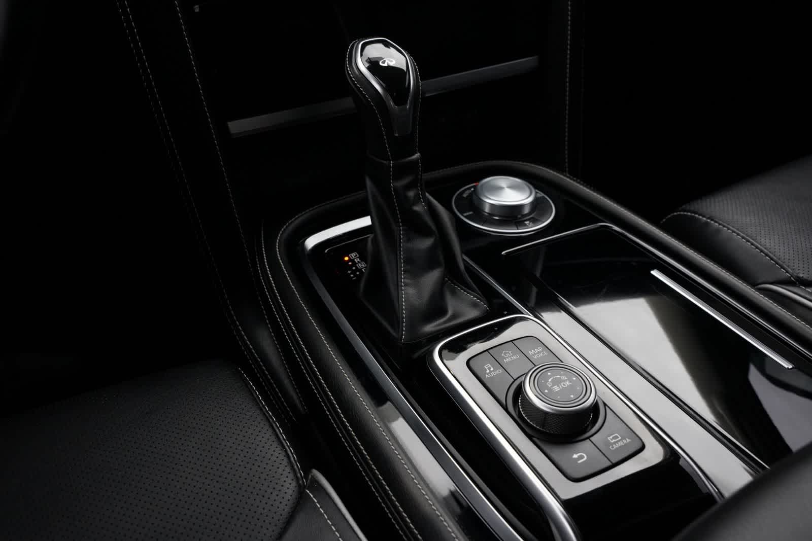 Thumbnail: 2024 INFINITI QX80 - 15