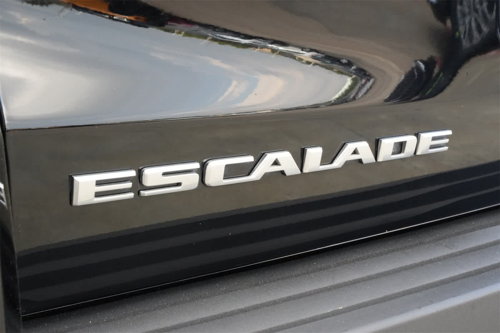 Thumbnail: 2020 Cadillac Escalade - 20